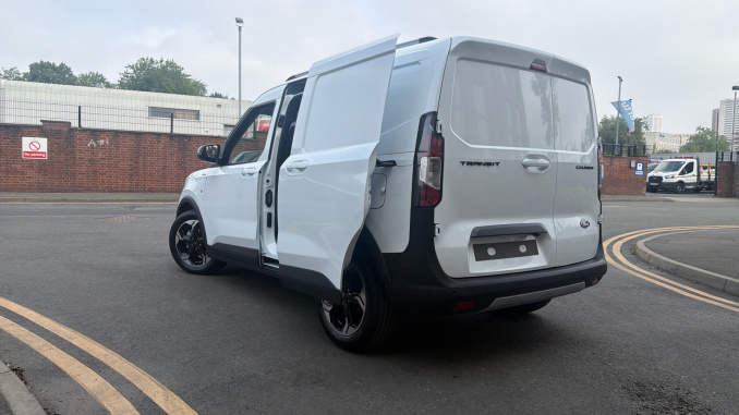 Ford Transit Courier Diesel 1.5 EcoBlue Limited Van - Image 36